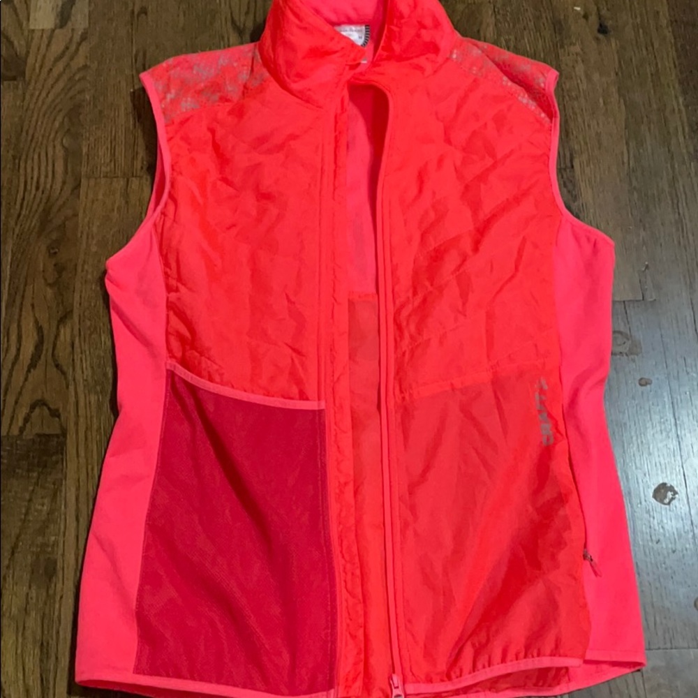 WOMENS VEST